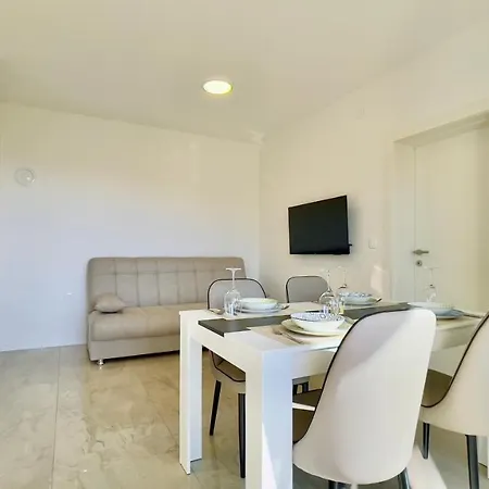 Apartments Sunflower Dramalj Extérieur photo